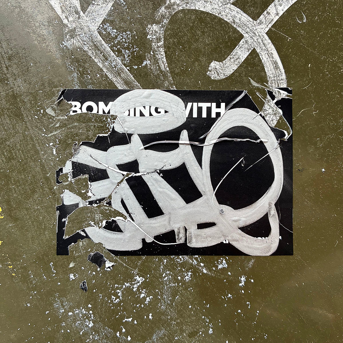 FLUX x TagsAndThrows Bombing With Eggshell Stickers 50 pcs